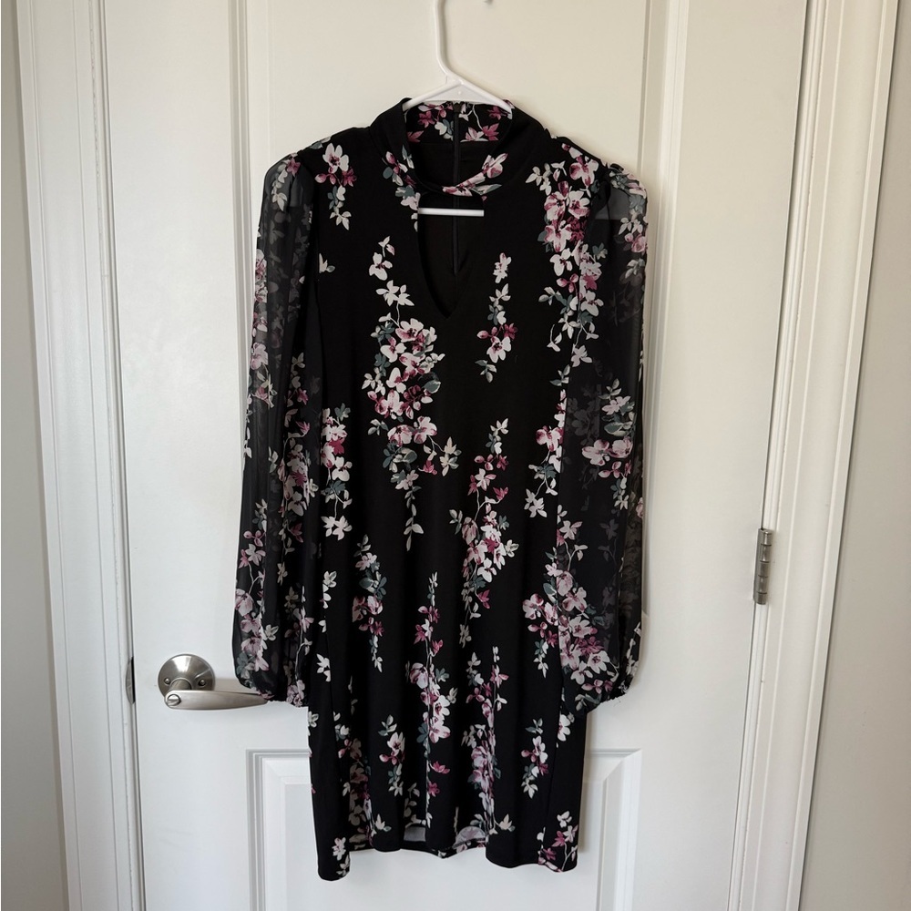 White House Black Market Black Floral Long Sleeve Dress